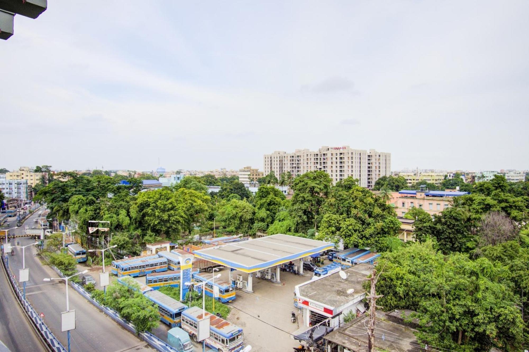 Hotel Super Townhouse Gokul Regency Near Dum Dum Metro Station Calcuta Exterior foto